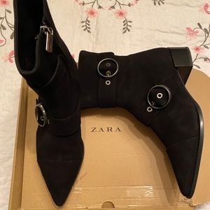 ZARA BUCKLE SUEDE POINTED TOE BOOTIES